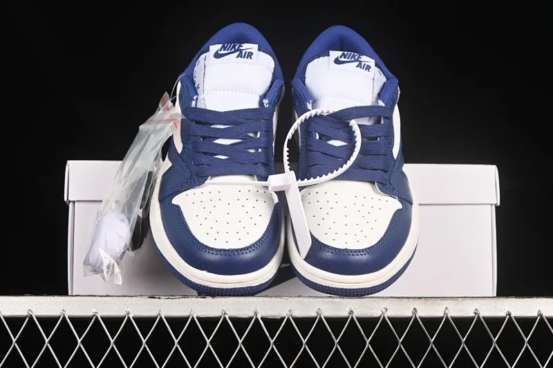 All categories Air Jordan Jordan series basketball shoes Air Jordan 1 Low Travis Scott x Air Jordan 1 Low OG AJ1 Joe 1 undercut low top DM7890-101